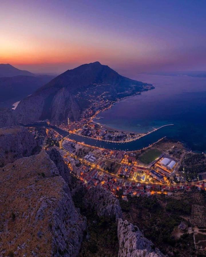 Amazing Sea View Appartement Omiš Buitenkant foto